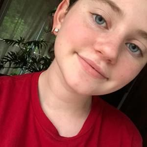 Meet your Posher, Daniella